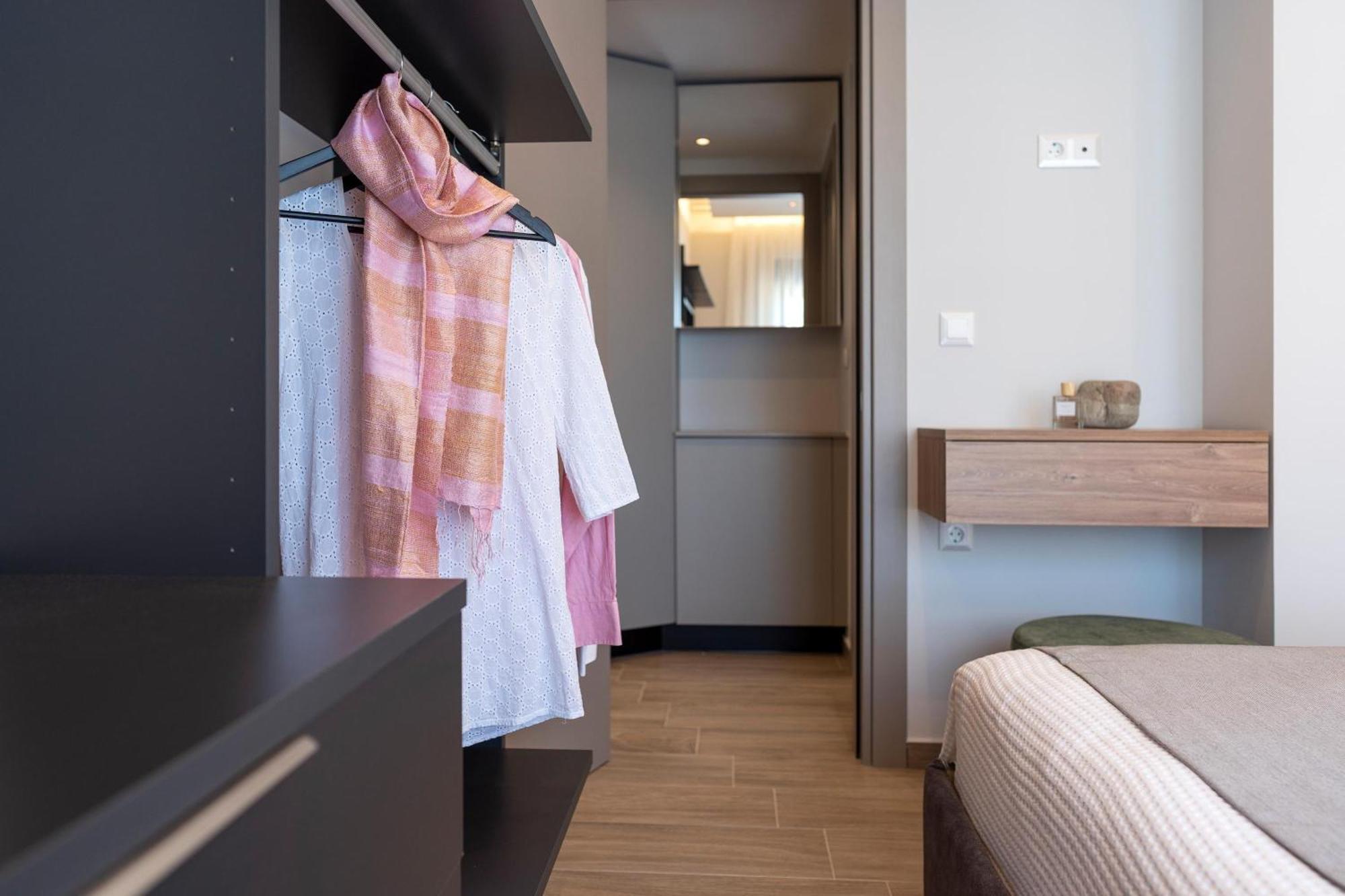 Palmeral Luxury Suites Kremasztí Szoba fotó