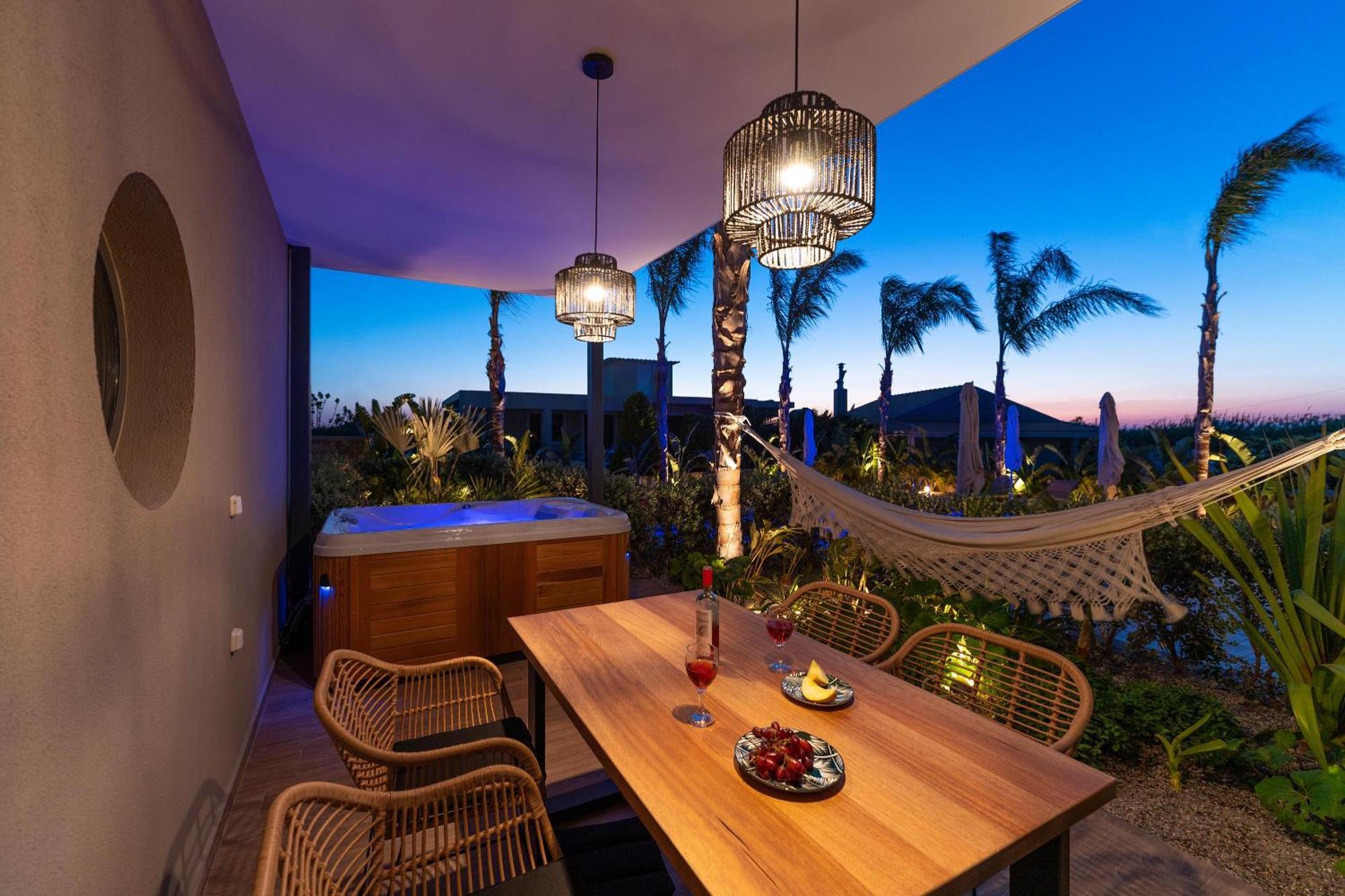 Palmeral Luxury Suites Kremasztí Szoba fotó